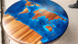 Tavolo da Pranzo Moderno di Alta Qualità con Mappa del Mondo in Legno e Piano Rotondo - Product Image 4
