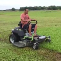 Neueste Produkte 42 "106mm Mäh breite 26 PS 24 25 26 PS Mini Small Turn Rasenmäher bei Hot Sale.