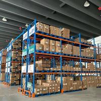 Système de stockage industriel robuste en acier pour entrepôt avec rayonnage à palettes à 3 niveaux et étagères, capacité de 1000 kg