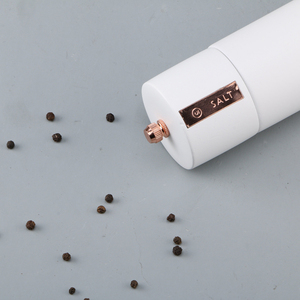Moinho de pimenta de bambu com logotipo personalizado de estilo moderno e design personalizado premium - Product Image 5