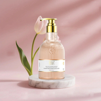 Gel douche hydratant aux acides aminés, vente en gros, parfum clarifiant, gommage à la pâte florale, produit de bain liquide en vente chaude
