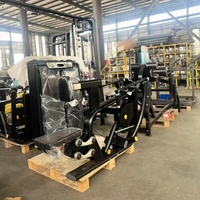 Machine à Rameuse Assise Commerciale à Poids Intégrés, Équipement Robuste pour l'Entraînement de la Force du Dos, Idéal pour les Salles de Sport, Clubs et la Musculation
