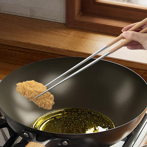 Palillos fritos de acero inoxidable 304, más palillos antideslizantes resistentes a altas temperaturas largas, palillos <span class=keywords><strong>Lo</strong></span> Mein de 40cm - Product Image 1