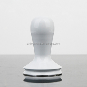 <span class=keywords><strong>Accessoires</strong></span> de <span class=keywords><strong>café</strong></span> plat en acier inoxydable avec poignée givrée inviolable <span class=keywords><strong>à</strong></span> <span class=keywords><strong>café</strong></span> pour toutes les machines <span class=keywords><strong>à</strong></span> expresso De'Longhi - Product Image 5