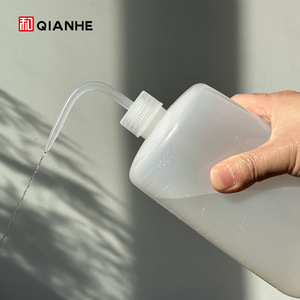 Qianhe <b>1L</b> Curved Spout Washing <b>Bottle</b> Plastic Cleaner For Solvent Use - Product Image 1