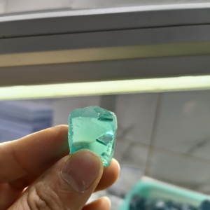 Gemma di <span class=keywords><strong>pietra</strong></span> grezza non tagliata cubica di zirconio - Product Image 2