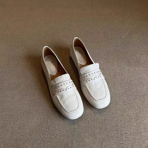 ODM OEM <span class=keywords><strong>Zapatos</strong></span> de <span class=keywords><strong>Mujer</strong></span> de Oficina <span class=keywords><strong>para</strong></span> Uso Diario, Ecológicos, Antideslizantes, con Tacón Cuadrado, Punta Redonda, con Tachuelas de PU Lavables, Estilo Vintage, <span class=keywords><strong>para</strong></span> Todas las Estaciones - Product Image 3