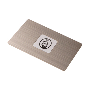 บัตรธุรกิจโลหะ NFC 4K 13.56MHZ สีทอง NTAG 213 บัตรโลหะ NFC พร้อมคิวอาร์โค้ด - Product Image 4