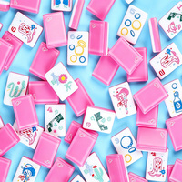 Ubin Mahjong Kustom Pabrik Gaya Cowgirl Mewah Modern Lapisan Lucite Pink Terang 160 Akrilik Sepatu Bot Mainan Senjata untuk Hiburan