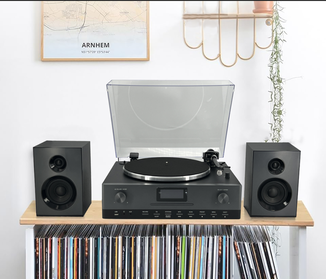 Professional Music Center WITH Turntable, FM Radio, CD/MP3, USB, BT, AUX in & LINE OUT