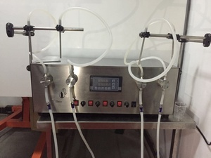 Bốn đầu nước giải khát làm đầy Soda liqud juce điền tự động dầu ô liu điền Máy niêm phong máy nước trái cây dây chuyền sản xuất - Product Image 3