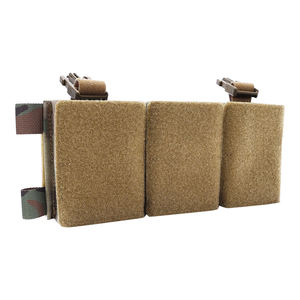 Oferta Especial: Portacargadores Táctico 5.56 7.62 para Caza al Aire Libre, Triple Bolsillo para Cargadores y Placa, Hecho de Nailon Resistente - Product Image 3