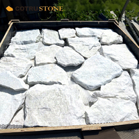 Pierre de culture en ardoise naturelle extérieure, quartzite blanc cristallin, panneau de revêtement en pierre empilée pour la décoration murale, face naturelle