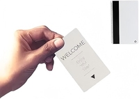 Nouvelle carte d'hôtel personnalisée Ascenseur en PVC sans clé Contrôle d'accès Porte-clés Mini étiquette Bande magnétique Code QR Pas cher Entrée de paiement RFID NFC