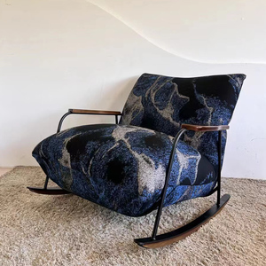 Fauteuil en velours italien moderne de luxe, fauteuil de détente en tissu, fauteuil à bascule Pelton moderne rétro. - Product Image 1