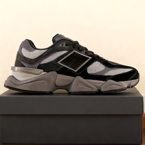 Chaussures de marche rehaussées unisexe rétro respirantes à lacets en maille avec semelle extérieure en caoutchouc, collection automne 2026, modèle 9060 - Product Image 3