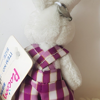Porte-clés en peluche lapin mignon avec tenue à carreaux et nœud papillon, mini animal en peluche de 8,5 cm pour sacs et cadeaux - Vente en gros
