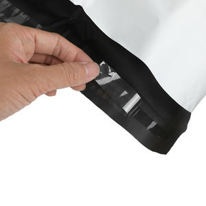 Haute qualité adhésif fort extruder livraison de <span class=keywords><strong>colis</strong></span> Poly Mailer <span class=keywords><strong>affranchissement</strong></span> <span class=keywords><strong>poste</strong></span> blanc noir sac postal - Product Image 3