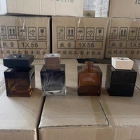 Flacon en verre carré de luxe pour aromathérapie avec bouchon en caoutchouc et couvercle, impression sérigraphiée, décoration pour huiles essentielles et parfums
