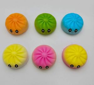 Juguetes blandos de espuma de rebote lento de moda con forma de dumplings de comida y vaporera, personalizados, de la serie Mystery Dumpling - Product Image 2