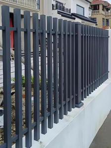 Clôtures contemporaines personnalisées en aluminium et fer forgé, balustrades <span class=keywords><strong>de</strong></span> <span class=keywords><strong>sécurité</strong></span> DIY pour villa et balcon, <span class=keywords><strong>barrière</strong></span> extérieure anti-rouille - Product Image 3