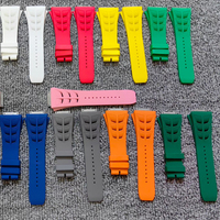Bracelet de montre en fluororubber doux et confortable avec attaches métalliques pour la série de montres 030 035, bracelet durable pour une mise à niveau de la montre