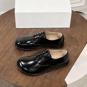 Fashionable and luxurious brand <b>shoes</b> - high-quality designer styles -premium new leather <b>shoes</b> -suitable for both <b>men</b> and women - Product Image 1