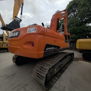 Excavatrice sur chenilles Doosan DX225LC-9S d'occasion avec composants essentiels intactes : moteur, boîte de vitesses, pompe à engrenages, roulement - Product Image 6