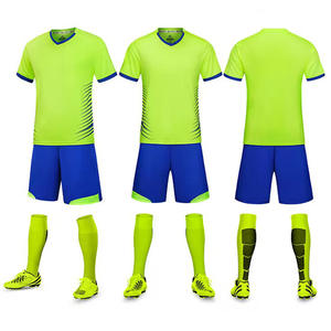 Doğrudan fabrika satış toptan erkek kısa kollu ekip boyun futbol formaları baskılı çizgili/degrade/renk engelleme 100% - Product Image 6