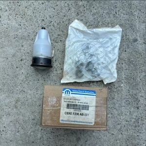 Bola de suspensión delantera <span class=keywords><strong>Mopar</strong></span> original CBXEF230AB ajuste perfecto para <span class=keywords><strong>amortiguadores</strong></span> Jeep Liberty KJ - Product Image 2