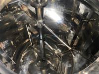 Cuve de mélange homogénéisatrice en acier inoxydable haute efficacité de 500 L avec agitateur, pompe à moteur et engrenage pour le traitement de produits chimiques et de savon liquide