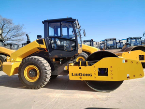 Rodillo Compactador de un Solo Tambor Liugong 6114E con Motor Cummins, Compactador Vibratorio de 14 Toneladas - Product Image 5