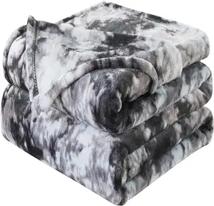 Professional Manufacturer Warm Fuzzy Microplush Lightweight Thermal Fleece Blanket Wholesale Plaid Flannel Fleece Throw Blanket