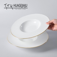Assiette à soupe irrégulière en porcelaine fine, faite à la main, incrustation dorée, style chinois, vaisselle en céramique pour restaurants, clubs et usage privé
