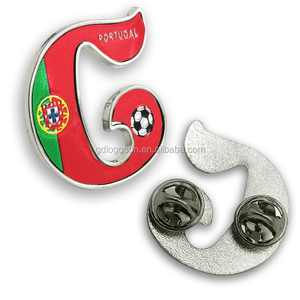 شارة معدنية مخصصة على شكل جيتار وحروف بتصميم علم البرتغال السياحية من لشبونة، رائجة - Product Image 5