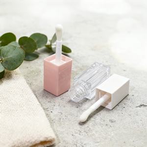 Tube de rouge à lèvres carré vide personnalisé avec logo, conteneur transparent pour rouge à lèvres avec grande brosse, vente en gros - Product Image 3
