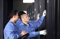 Système de refroidissement CRAC HVAC à température et humidité constantes pour salle de serveur de centre de données, climatiseur de précision 35KW 10TR à commande intelligente