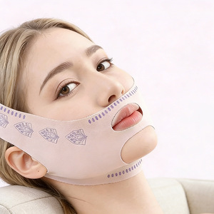 Masque facial respirant, élastique et raffermissant, masque sculptant le visage améliorant le sommeil, masque liftant, bandage en V pour les rides nasolabiales - Product Image 1