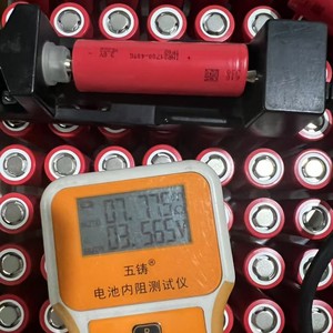 Inr21700 40tg 3.7V 4000mAh pin <span class=keywords><strong>lithium</strong></span> <span class=keywords><strong>ion</strong></span> 21700 4000mAh 10c có thể sạc lại Li <span class=keywords><strong>ion</strong></span> di động cho FPV Pin gói - Product Image 2