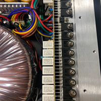Amplificateur de puissance professionnel 2U H-class 4 canaux 1000W offrant une qualité sonore exceptionnelle et convient aux scènes de karaoké.