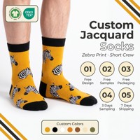 Chaussettes tendance en jacquard côtelé, chaussettes de créateur OEM ODM personnalisées, chaussettes mi-mollet écologiques à motifs, chaussettes de mode pour le quotidien et le streetwear