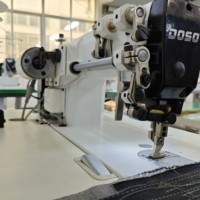 Machine à coudre industrielle à une aiguille robuste DS-0303T-5 avec pied entraîneur pour tissus d'ameublement