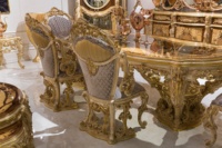 Chaise de salle à manger rembourrée de Style italien, cadre sculpté à la main, tissu peint en or, 100%