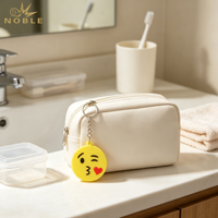 Porte-clés Emoticon en PVC souple Noble, Breloque Visage à Expressions Drôles Assorties, Pendentif de Sac, Décoration de Fête, Cadeau