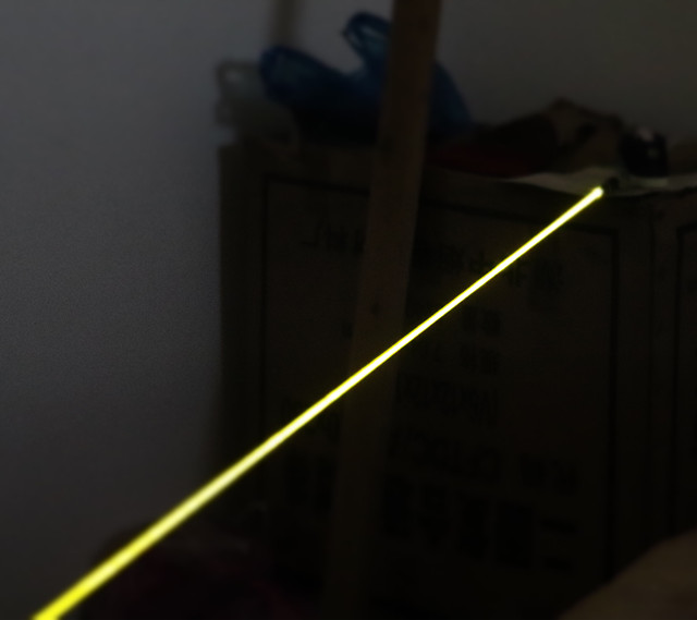XPL-TM201Y10 Yellow Laser Pointer Pen Power Point AAA Battery 500M Range Push-Button Switch Industrial Aluminum 1-Year