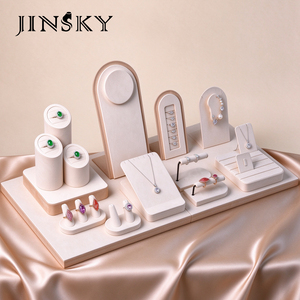 Jinsky 2027 Nouvelle collection de présentoirs à bijoux, accessoires personnalisés pour vitrine de bijouterie, comptoir, présentoir à bagues, colliers et boucles d'oreilles - Product Image 1