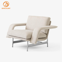 Nordischer Luxus Moderner Edelstahl-Sessel Sofa Beistellstuhl Freizeit Wohnzimmer Schlafzimmer Gemütlicher Einzelner Samt-Akzentsessel mit Designakzenten
