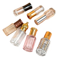 Pequeño frasco de vidrio para aceite de perfume, 3ml, 6ml, 9ml, 12ml, recargable, transparente, con tapa decorativa, para fragancias Attar, aceites esenciales, logotipo personalizado, OEM