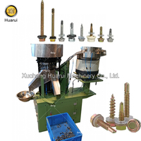 Machine d'assemblage automatique de vis et de joints EPDM/PVC pour la production de vis autoperceuses