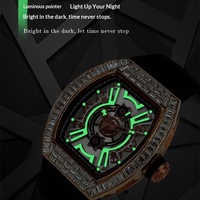 Montre squelette personnalisée pour homme, mouvement à quartz, diamants, étanche 30M, boîtier en acier inoxydable, bracelet en caoutchouc, idéale pour cadeau, vente en gros